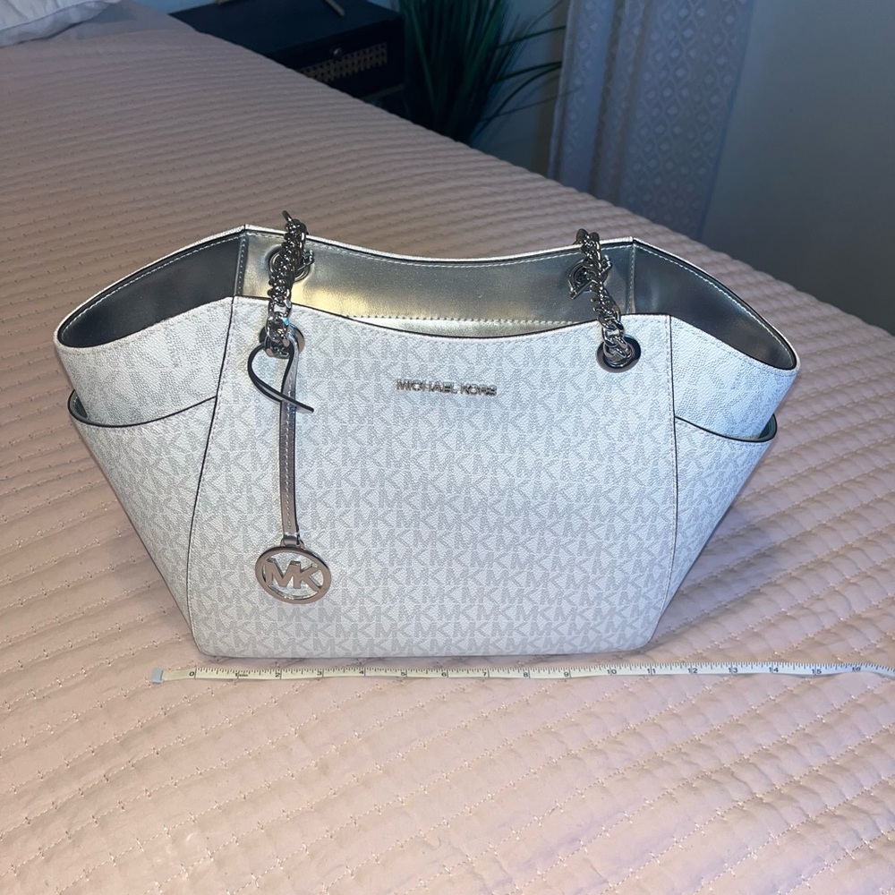 White Michael Kors Purse
